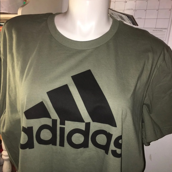 🏈🏈NWT Men’s Bundle 3- Large Adidas New T-Shirts - Picture 3 of 7